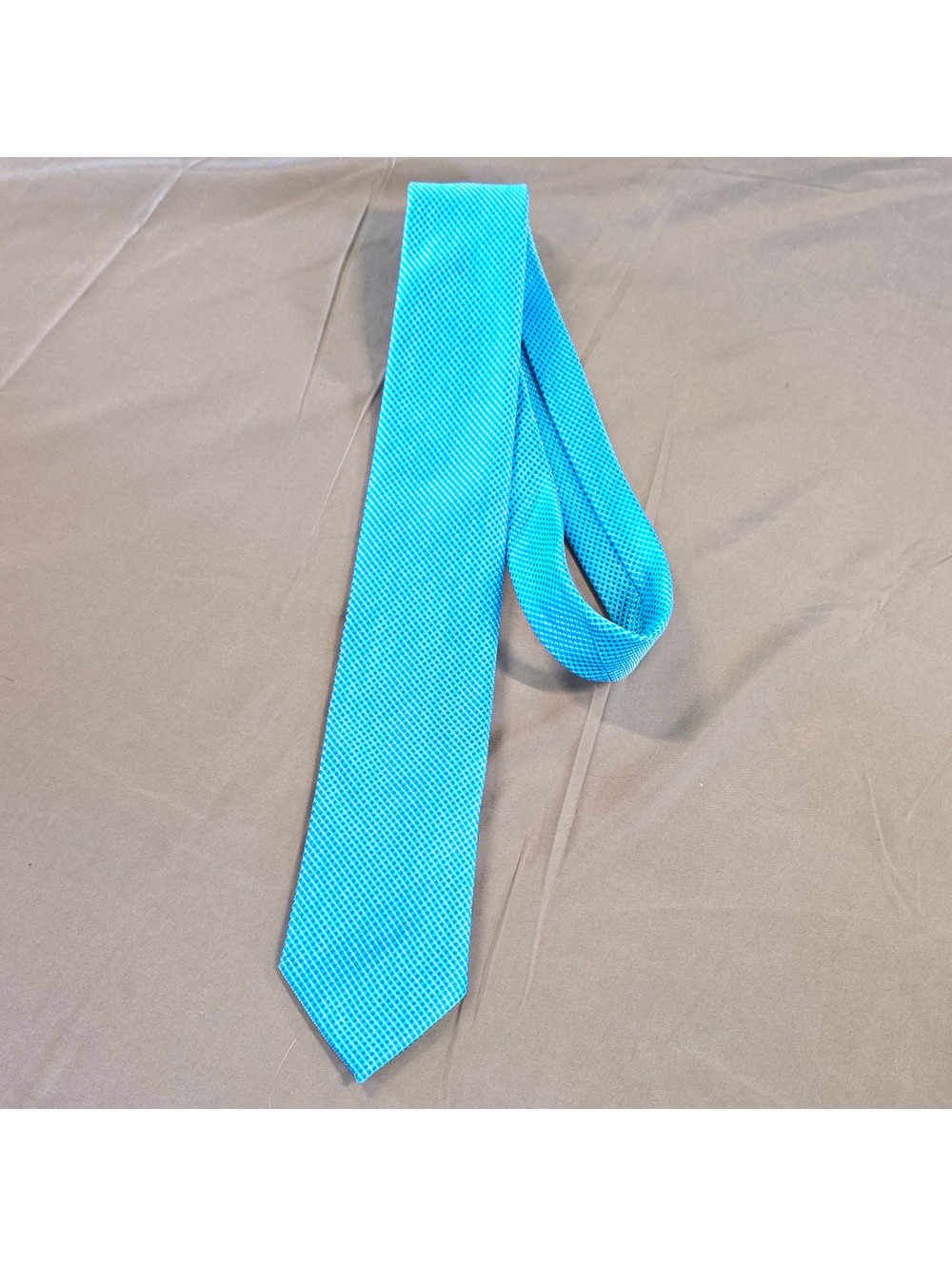 David Taylor Collection Men's Geometric Woven Polyester Pointed Tie Blue White